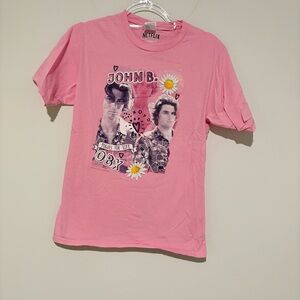 Netflix Outer Banks floral John B. Collage T-Shirt‎ pink size small